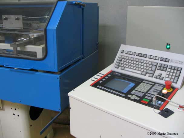 Machines chez Maugein Informatisation des procédés chez les accordéons Maugein